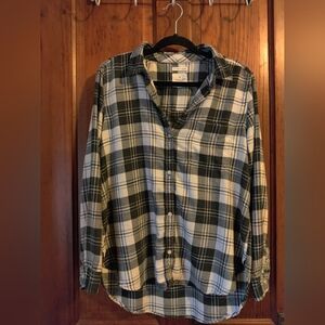 American Eagle Outfitters Charcoal Gray and White Boyfriend Fit Plaid Shirt